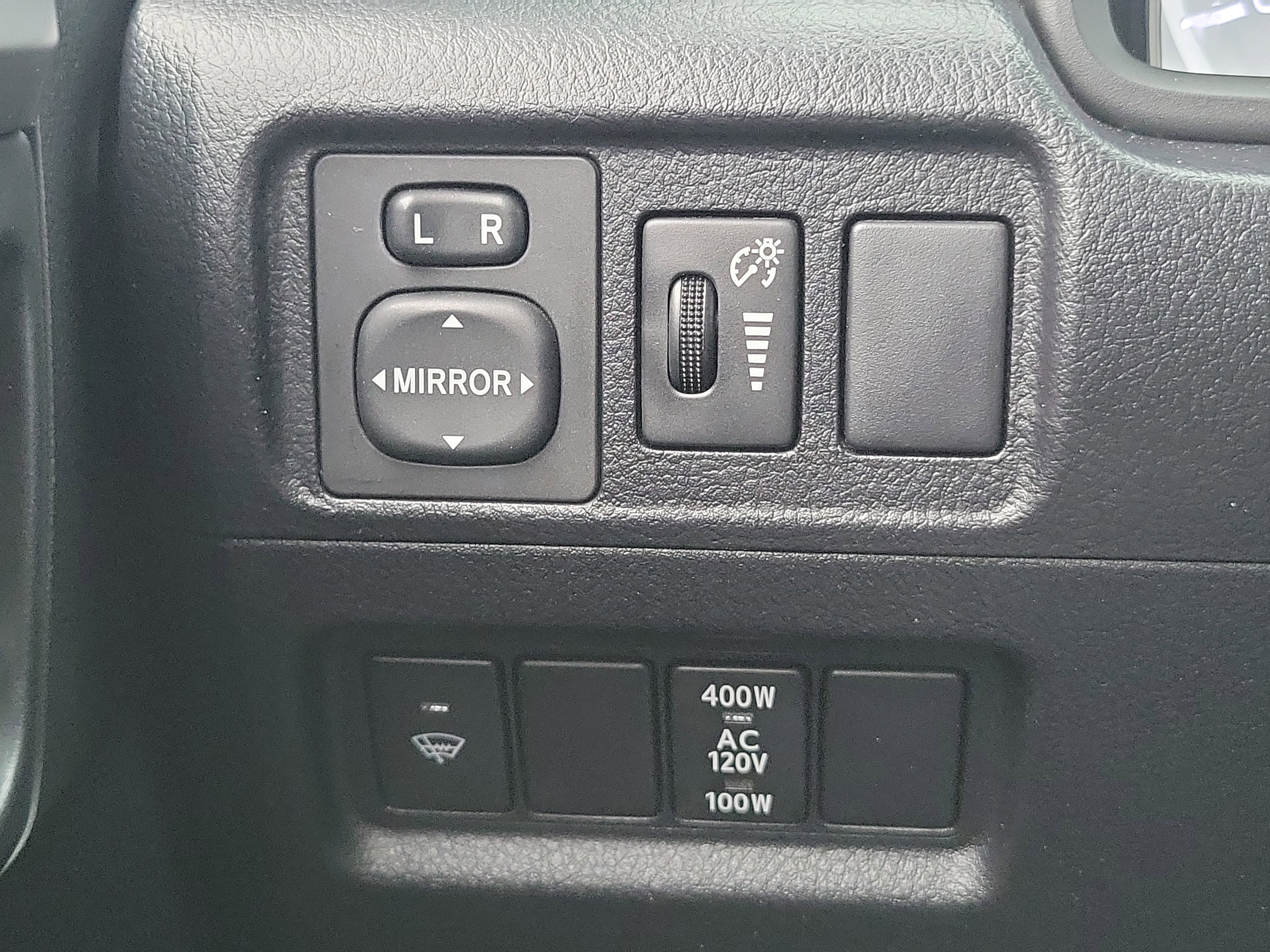 Used 2016 Toyota 4Runner SR5 image 26