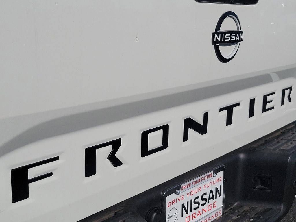New 2026 Nissan Frontier SV RWD image 3