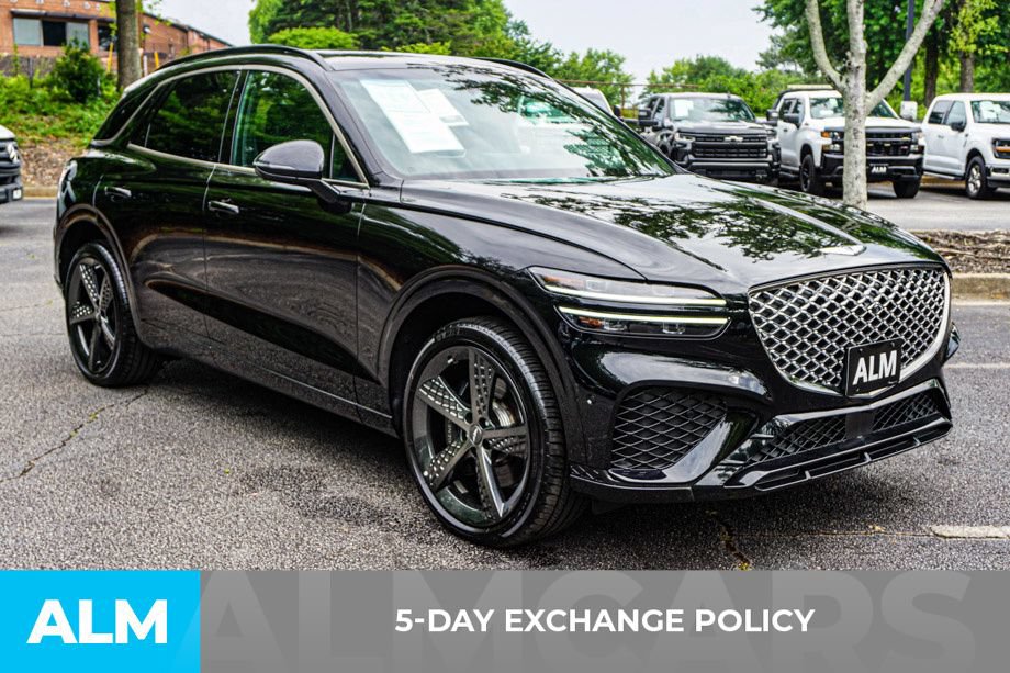 Used 2024 Genesis GV70 3.5T Sport w/ Sport Prestige Package AWD/4WD image 3