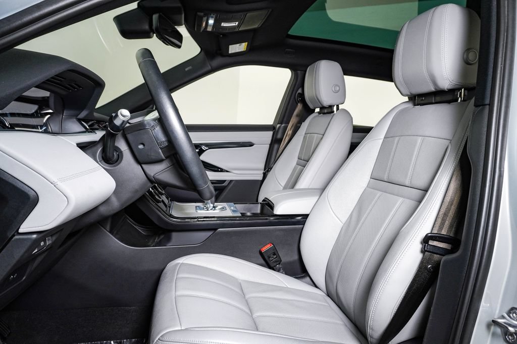 Used 2020 Land Rover Range Rover Evoque S AWD/4WD image 18