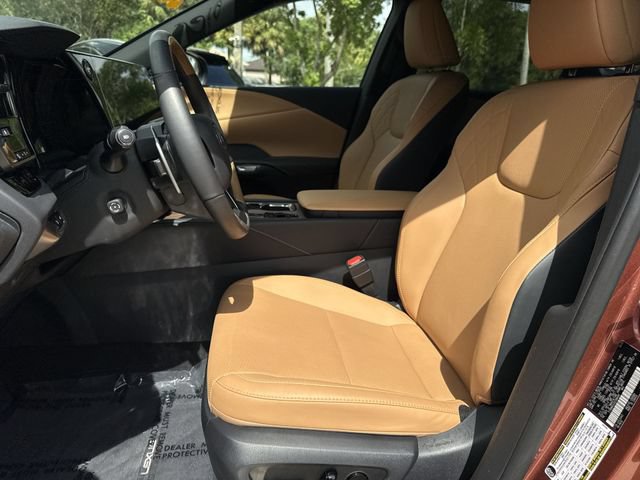 Used 2025 Lexus RX 350h w/ Accessory Package (K3) AWD/4WD image 11