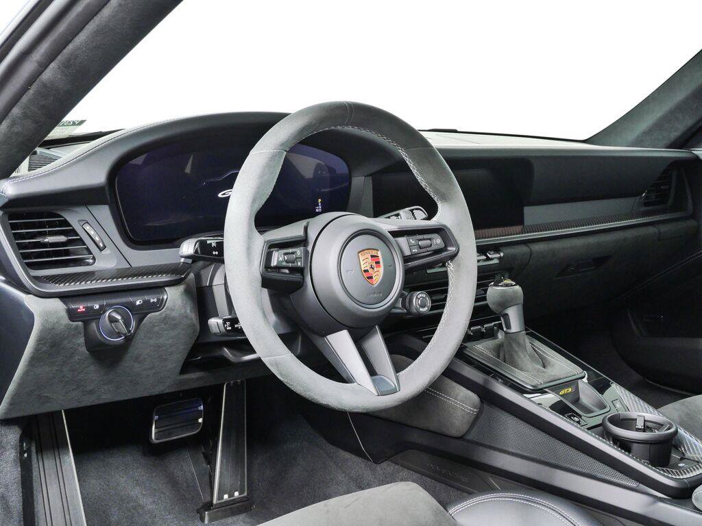 Certified 2026 Porsche 911 GT3 RWD image 4