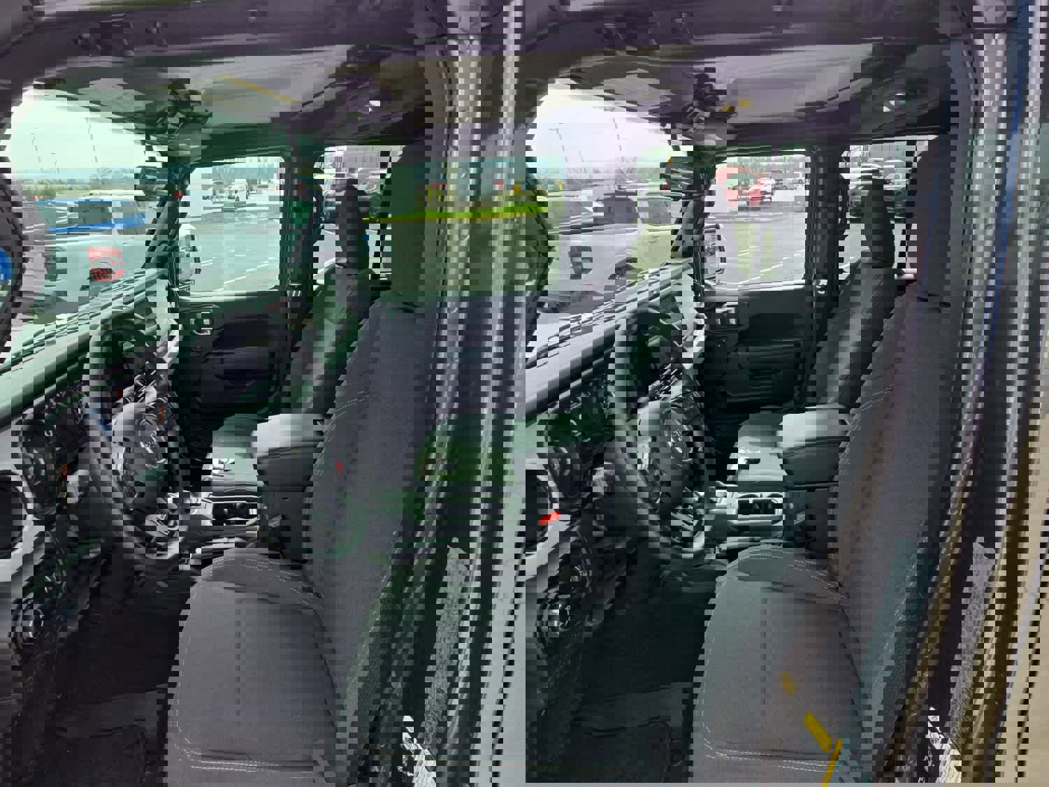 Used 2025 Jeep Gladiator Sport image 23