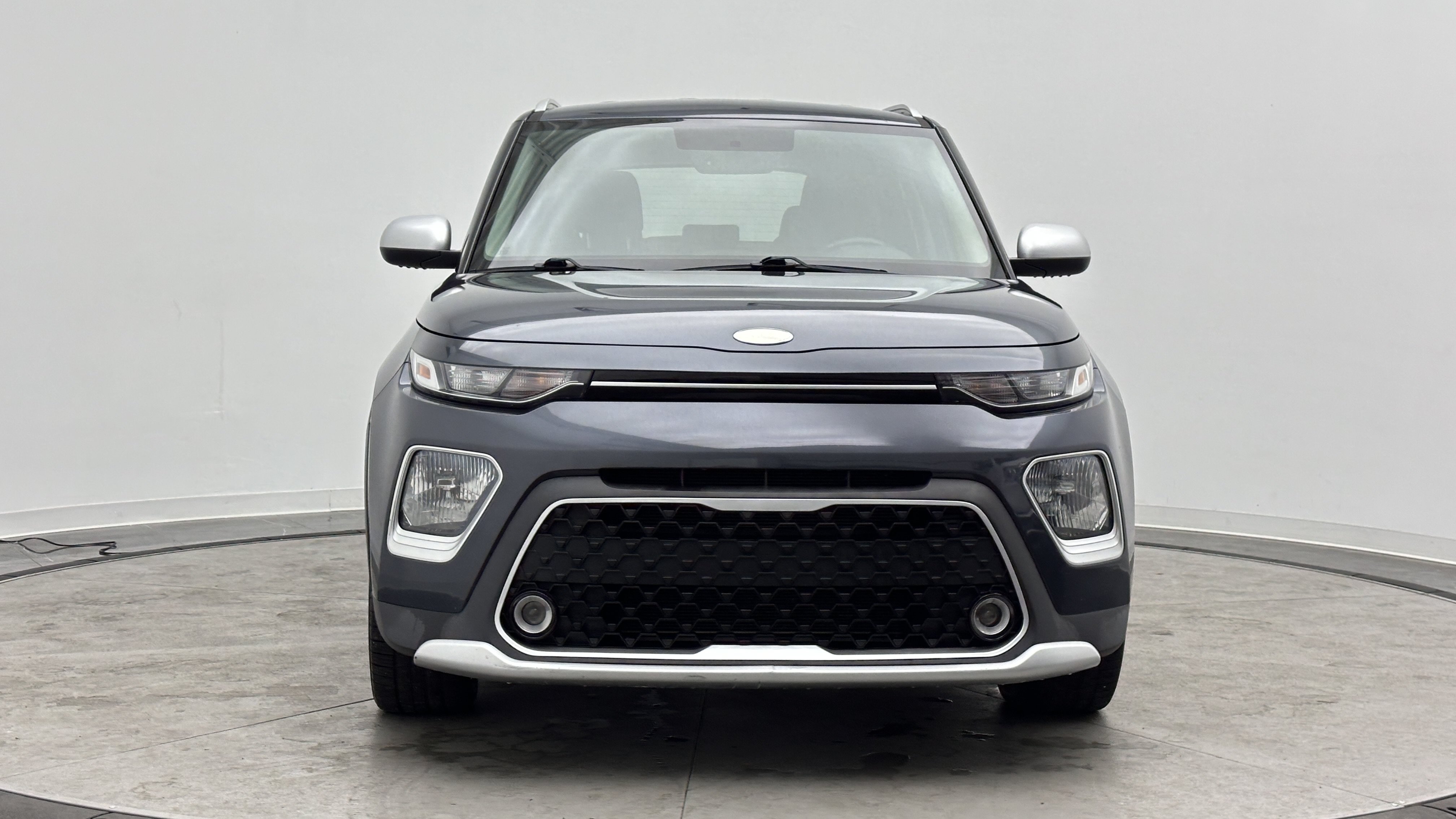 Used 2020 Kia Soul X-Line FWD image 2
