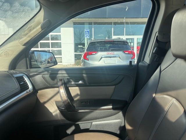 Used 2016 GMC Acadia SLT image 12