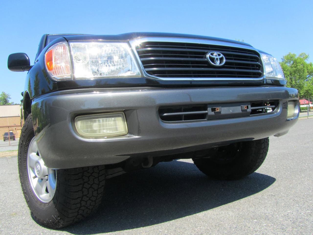 Used 1999 Toyota Land Cruiser AWD/4WD image 1