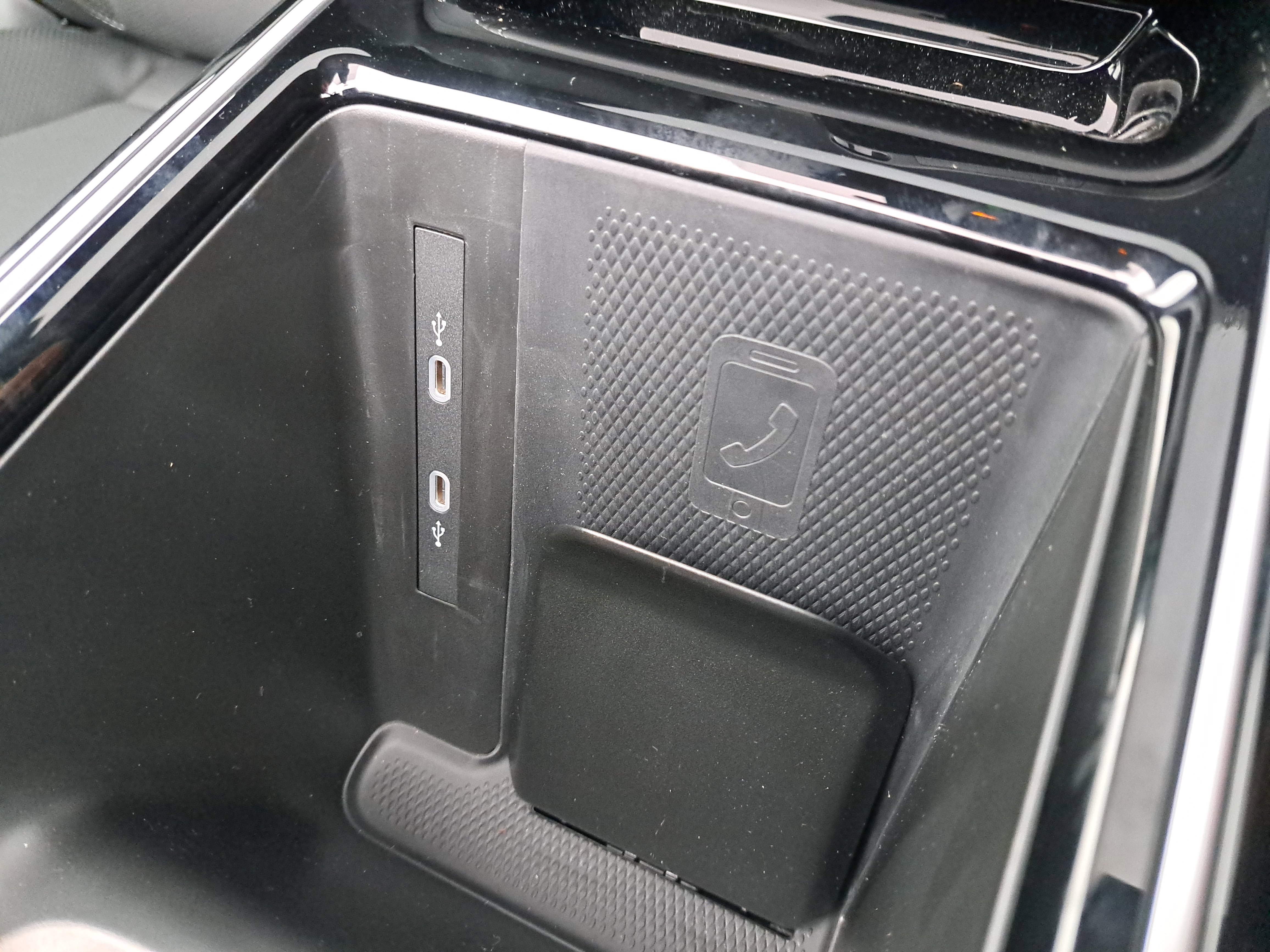 New 2025 Volkswagen ID.4 Pro S image 25