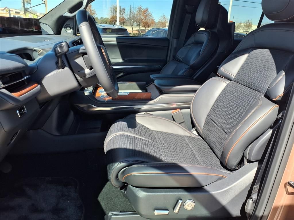 New 2026 Lincoln Navigator L Black Label image 14