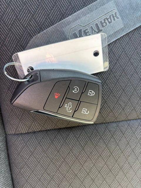 New 2026 Chevrolet Equinox LT w/ Convenience Package II image 16