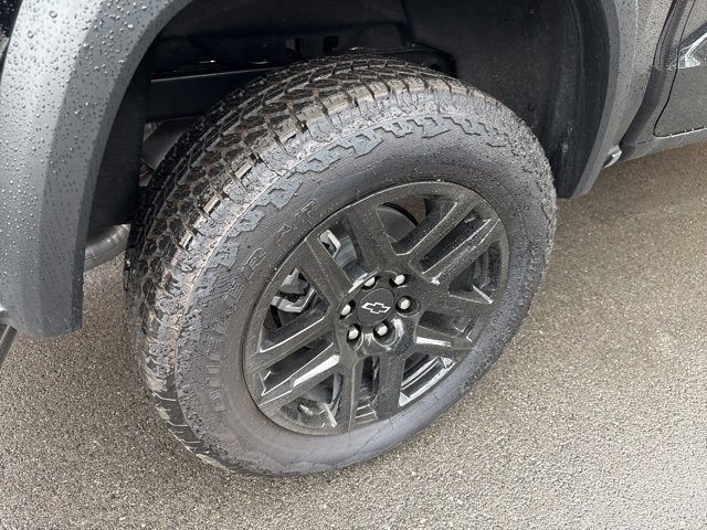 New 2025 Chevrolet Colorado Trail Boss w/ Midnight Edition image 9