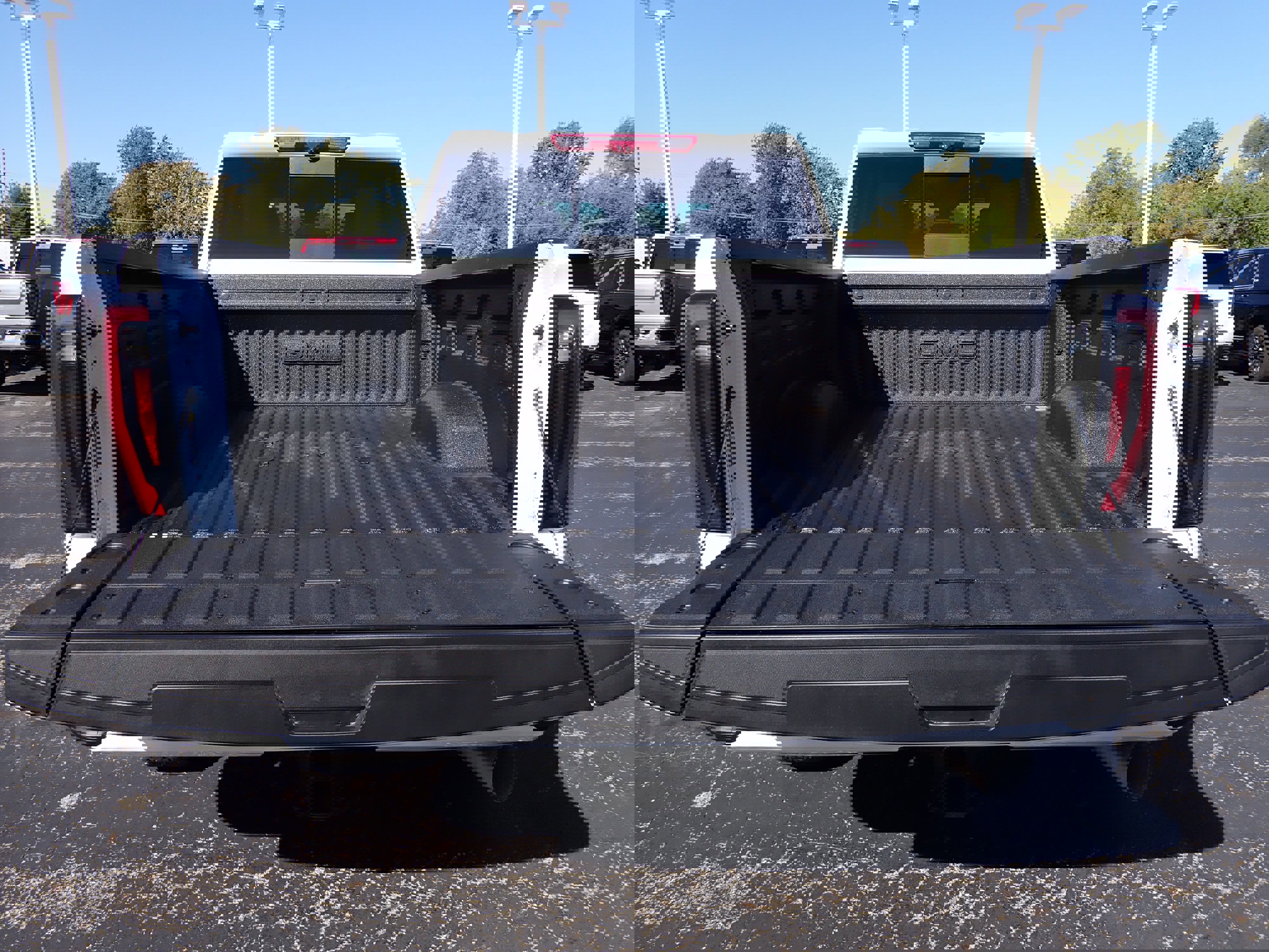 New 2026 GMC Sierra 2500 AT4 w/ AT4 Premium Plus Package image 7