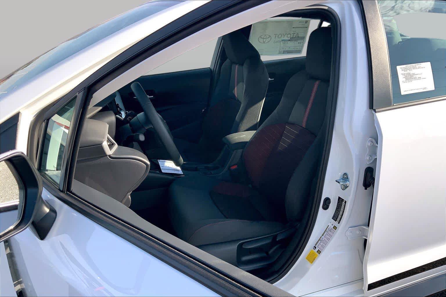 New 2026 Toyota Corolla SE FWD image 9