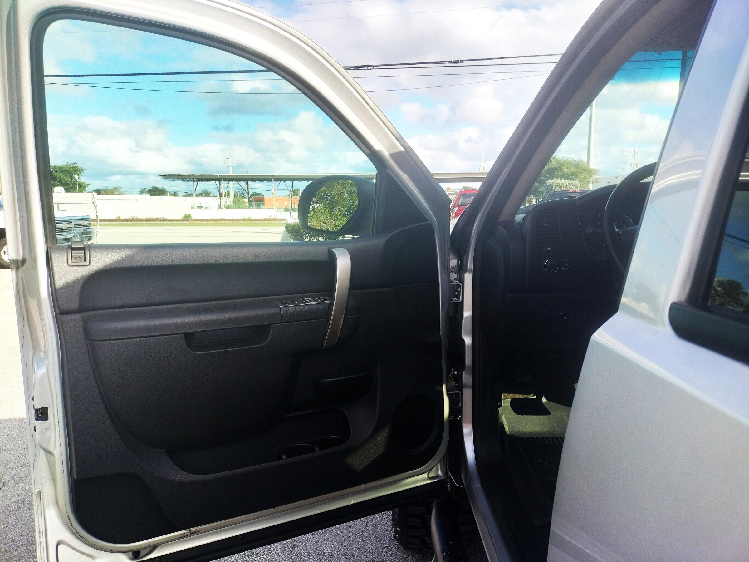 Used 2012 Chevrolet Silverado 2500 LT w/ Snow Plow Prep Package image 16