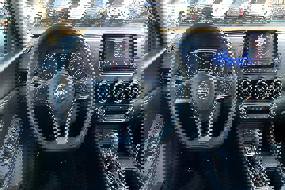 Used 2024 Nissan Sentra SV image 5