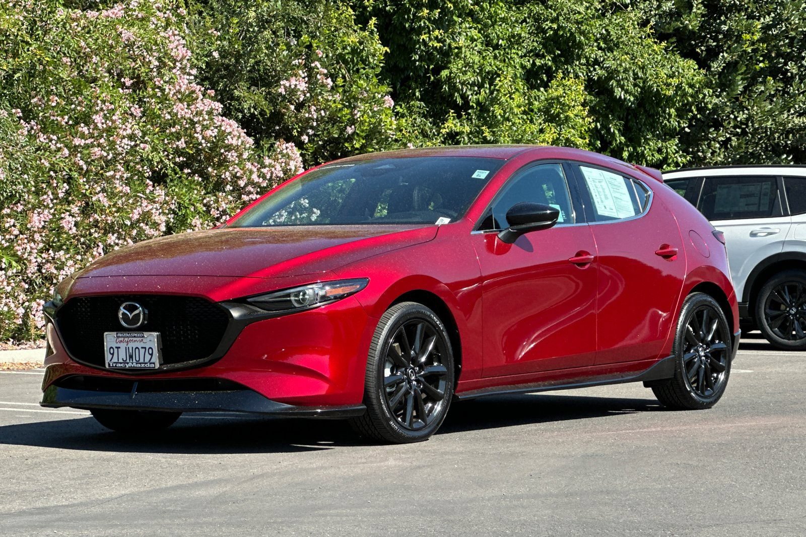 Certified 2025 MAZDA MAZDA3 2.5 S Hatchback w/ Appearance Package FWD image 10