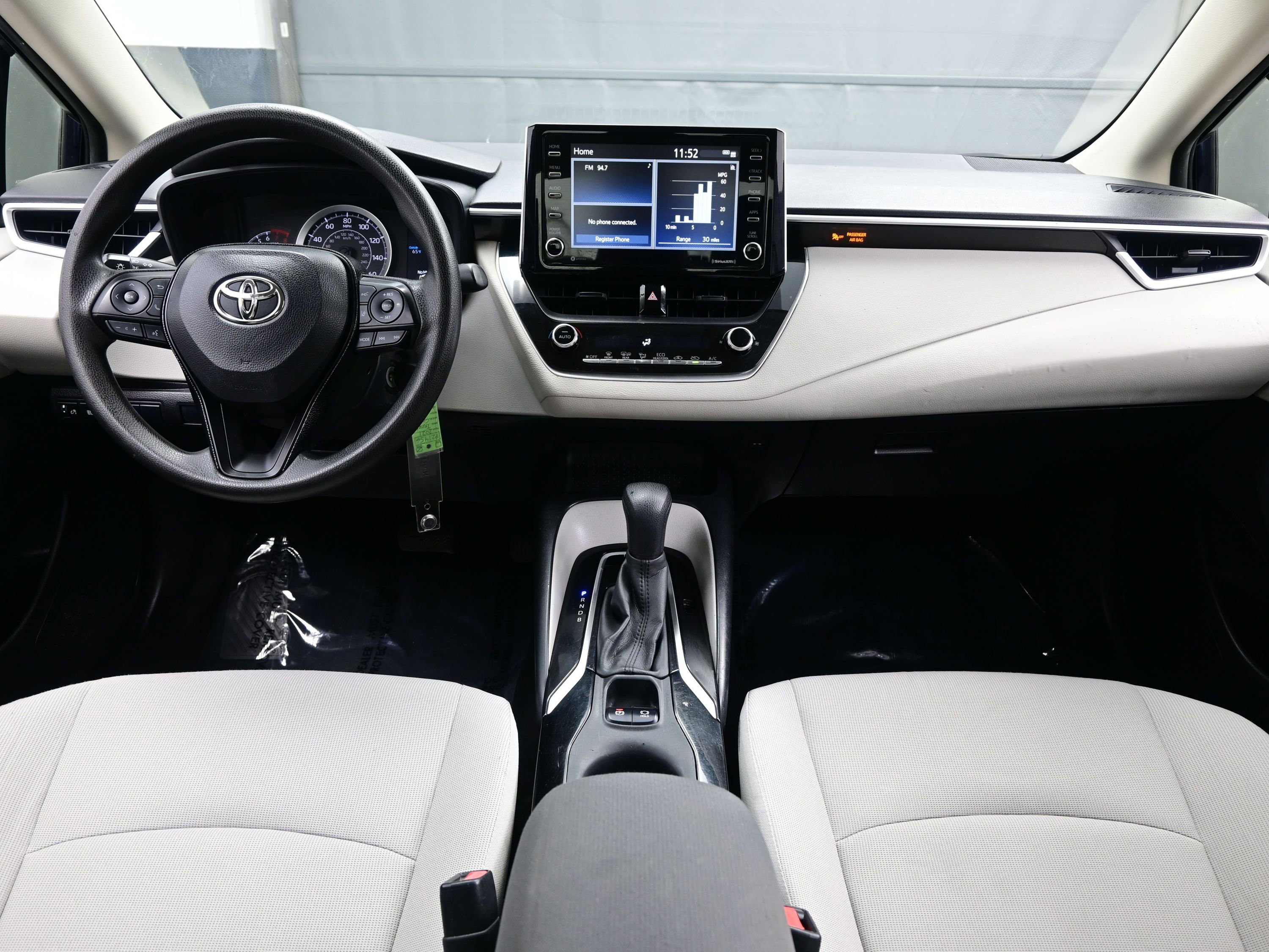 Used 2021 Toyota Corolla LE w/ Carpet Mat Package (TMS) image 16