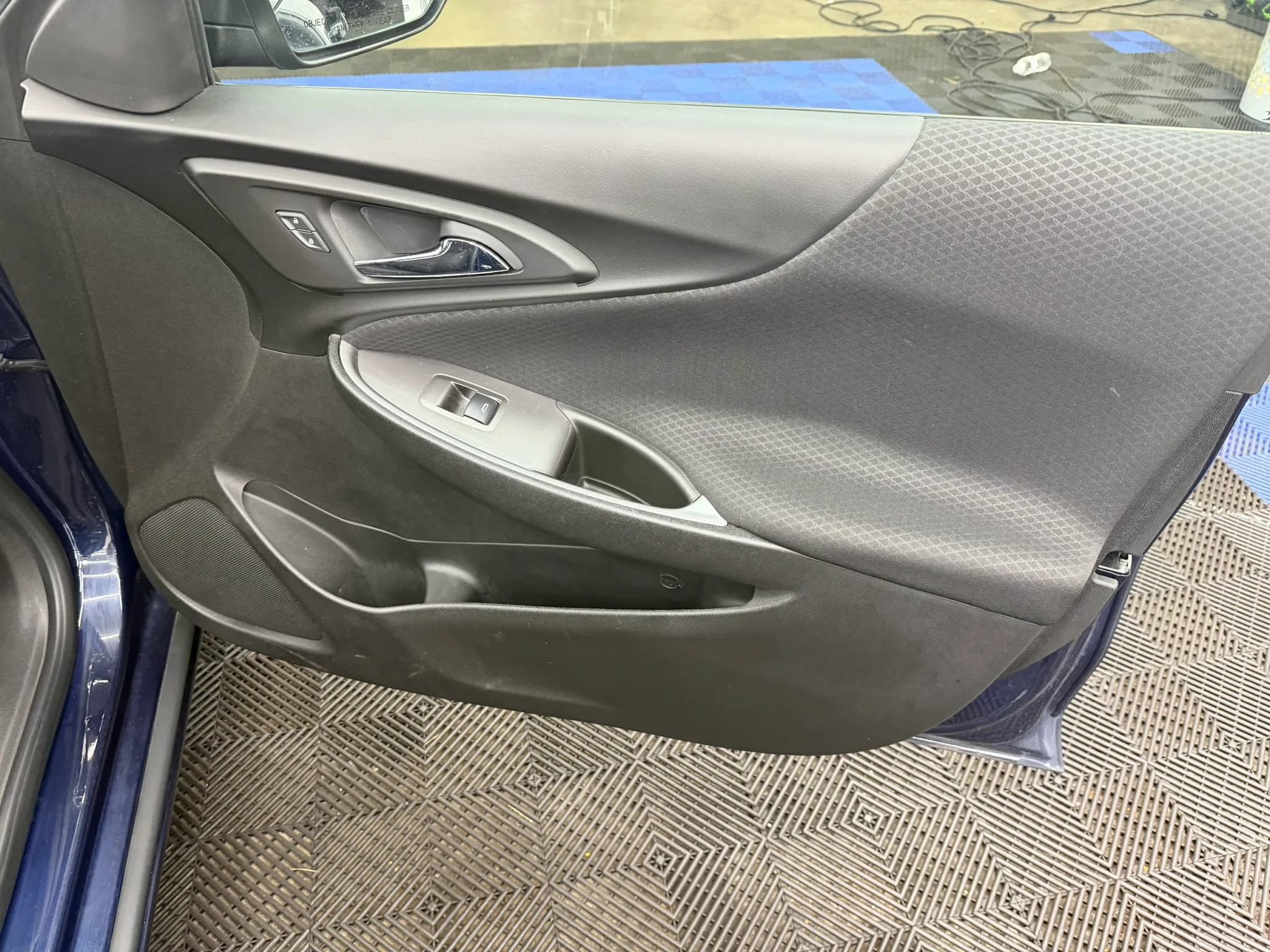 Used 2018 Chevrolet Malibu LS FWD image 5