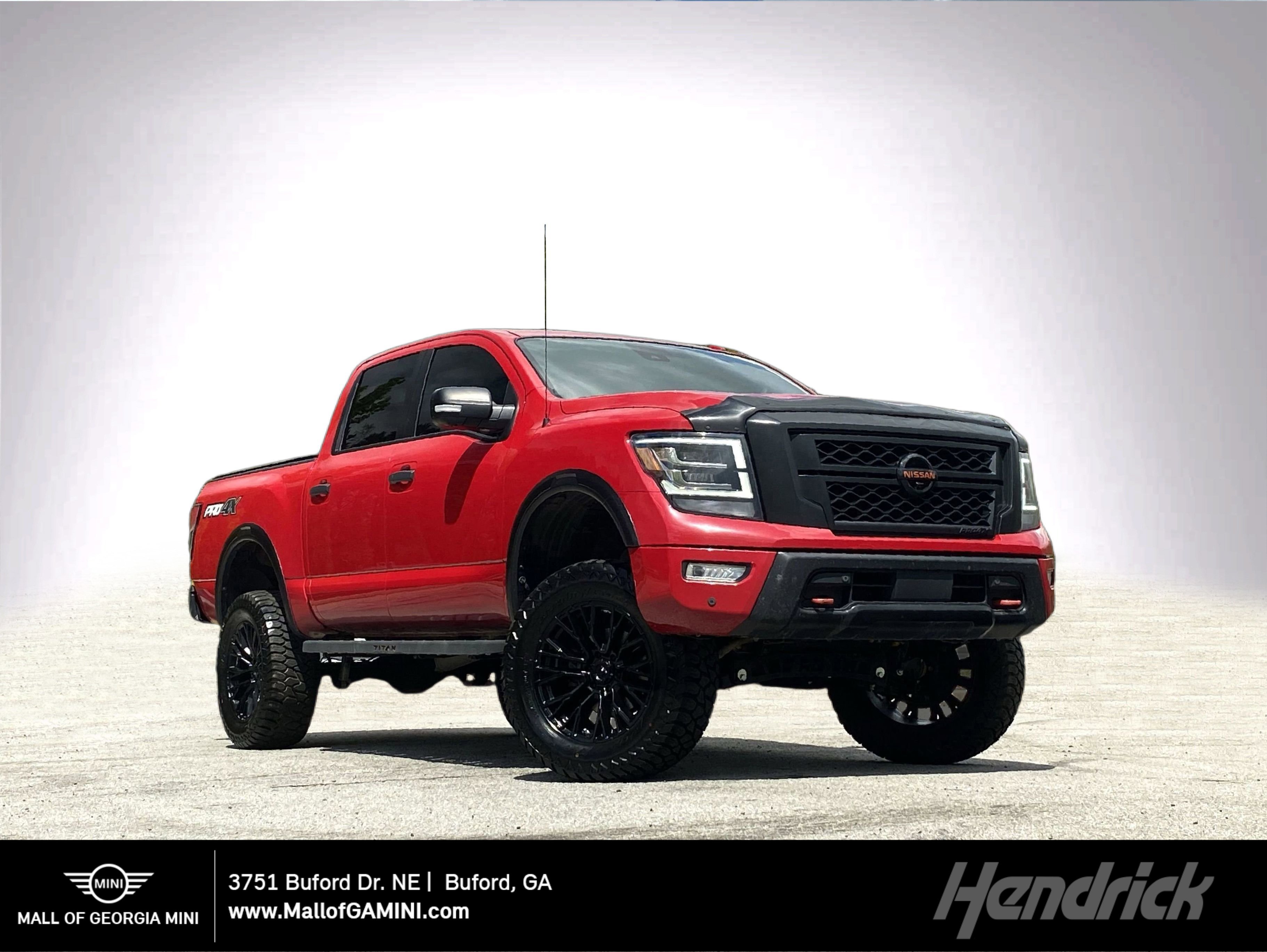 Used 2020 Nissan Titan PRO-4X video 1