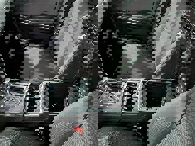 Used 2016 Dodge Charger SE w/ Popular Equipment Group image 36