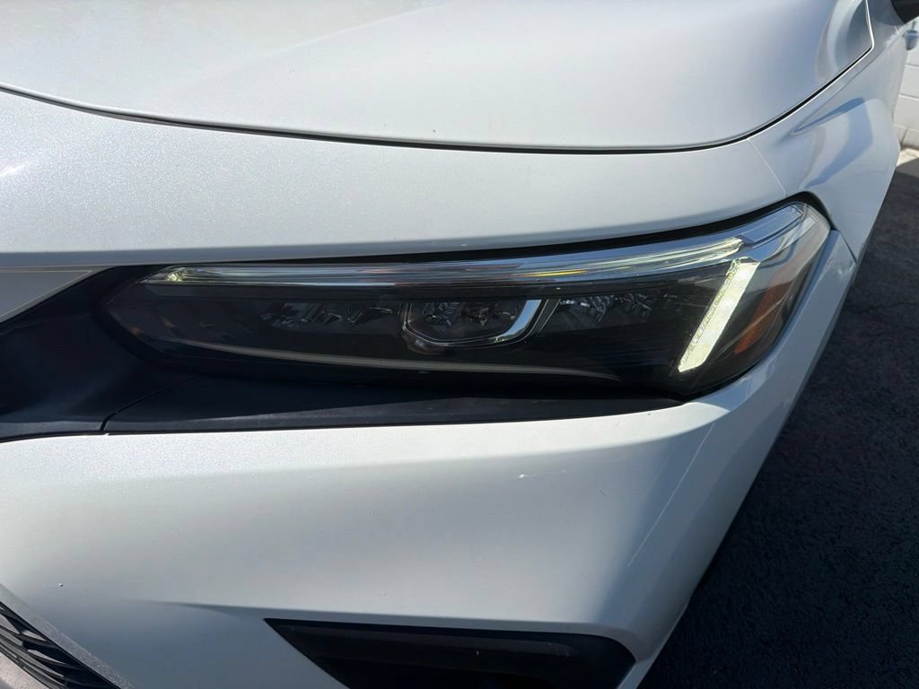 Used 2023 Honda Civic LX image 9