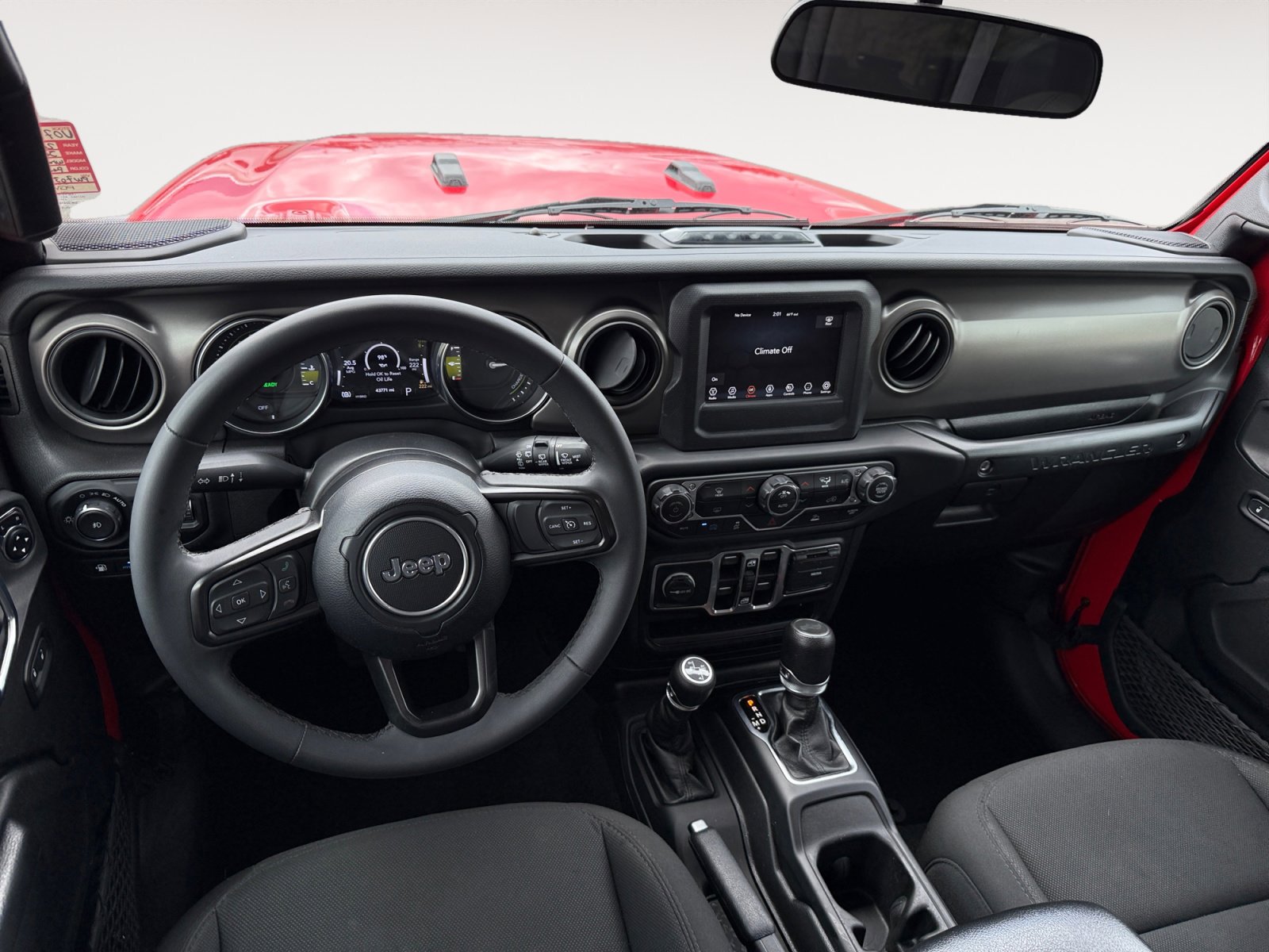 Used 2023 Jeep Wrangler Unlimited image 15