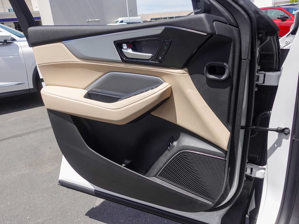 New 2026 Acura MDX w/ Technology Package FWD image 17