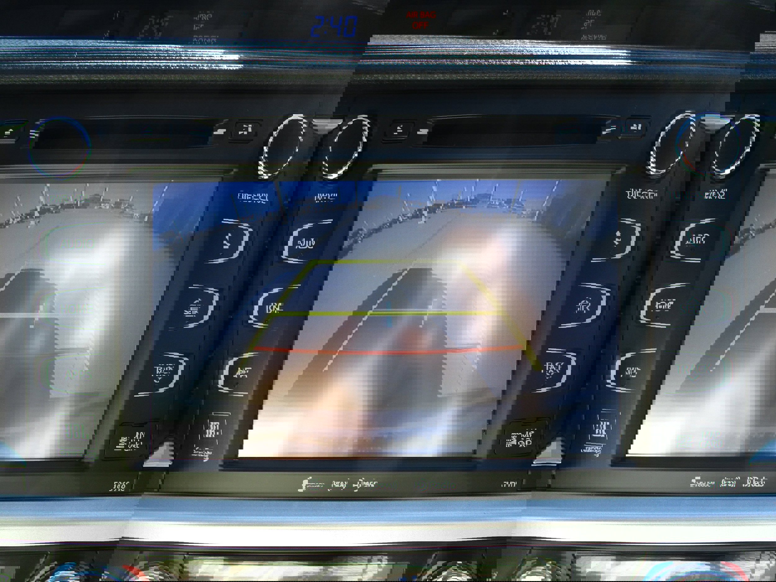 Used 2016 Toyota Highlander Limited image 26