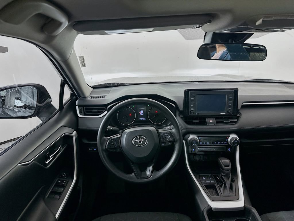 Used 2021 Toyota RAV4 XLE w/ Convenience Package image 22