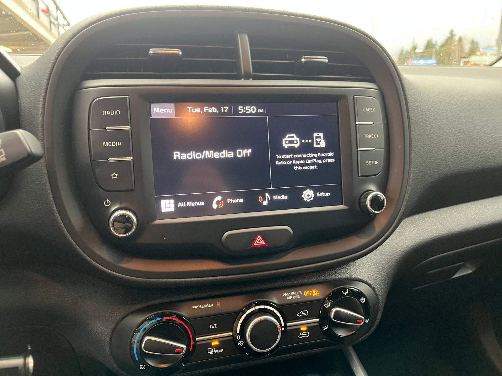 Used 2025 Kia Soul LX w/ LX Technology Package image 20