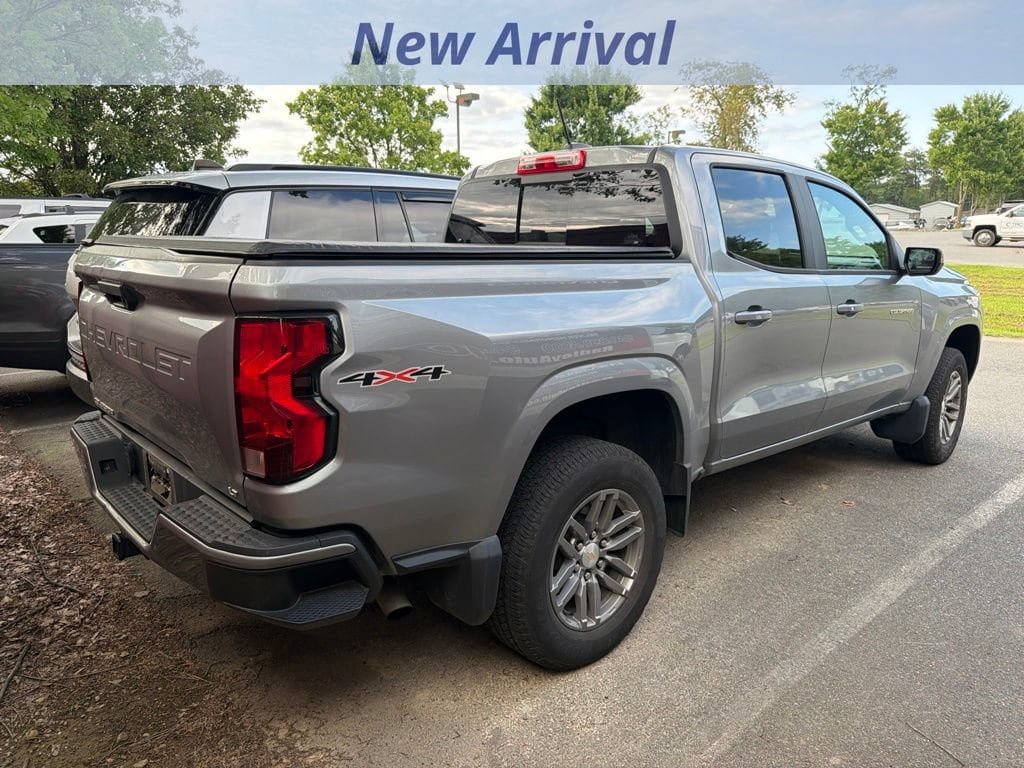 Certified 2023 Chevrolet Colorado LT w/ LT Convenience Package II AWD/4WD image 7