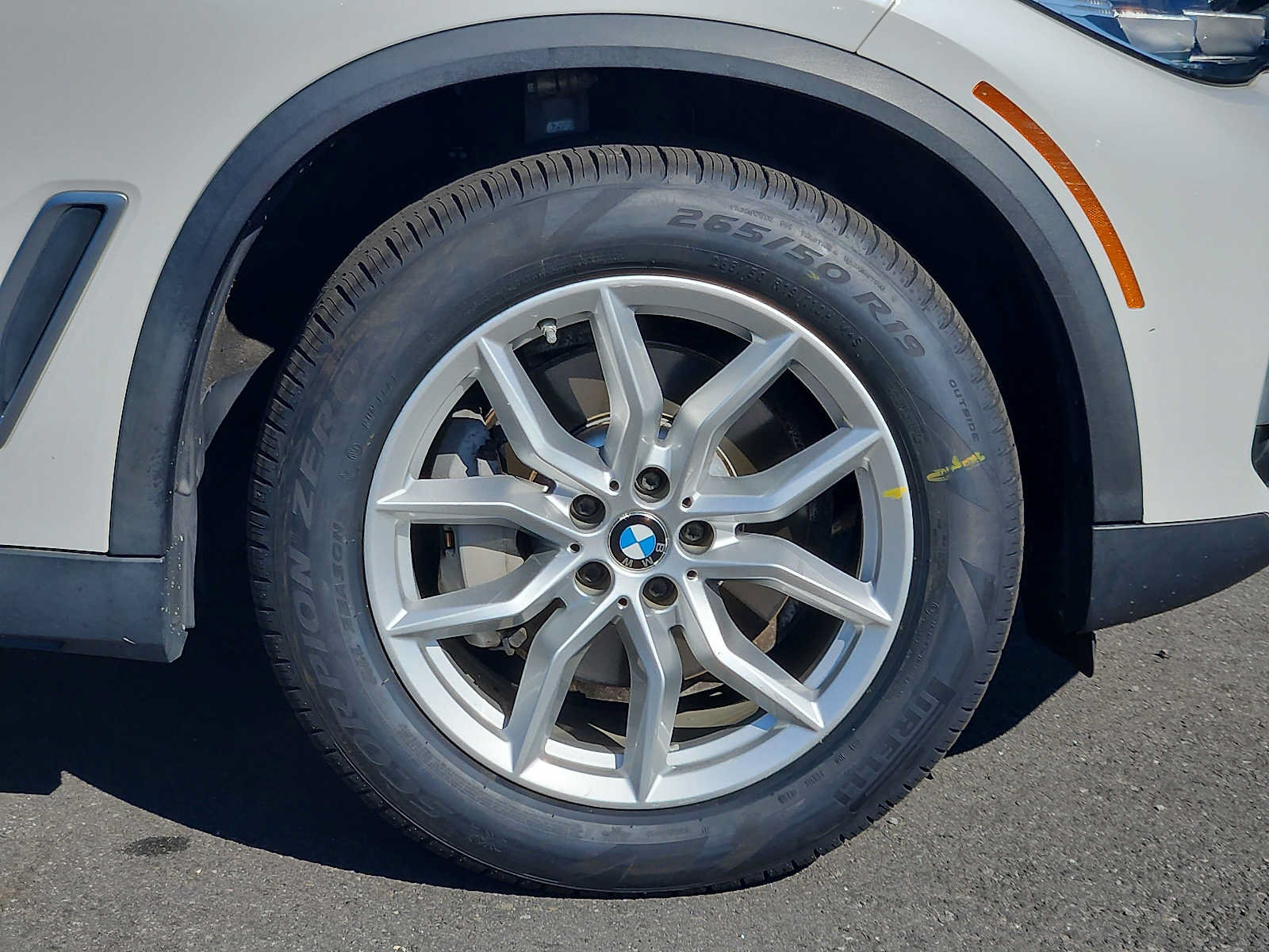 Used 2019 BMW X5 xDrive40i w/ Premium Package 2 AWD/4WD image 8