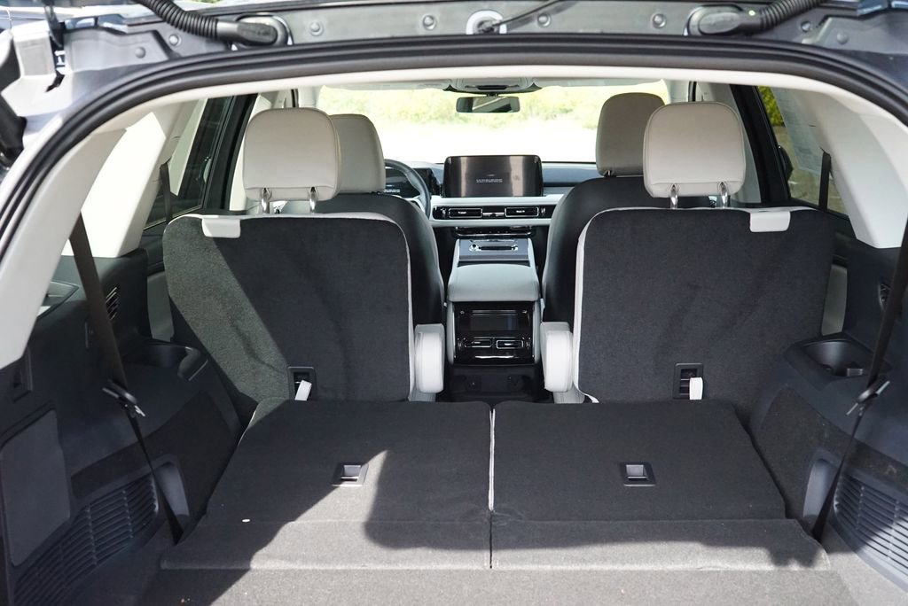 New 2026 Lincoln Aviator AWD image 25