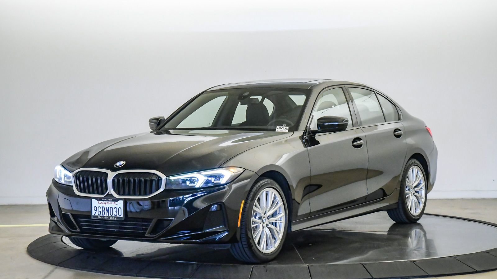 Certified 2023 BMW 330i Sedan w/ Premium Package RWD image 1