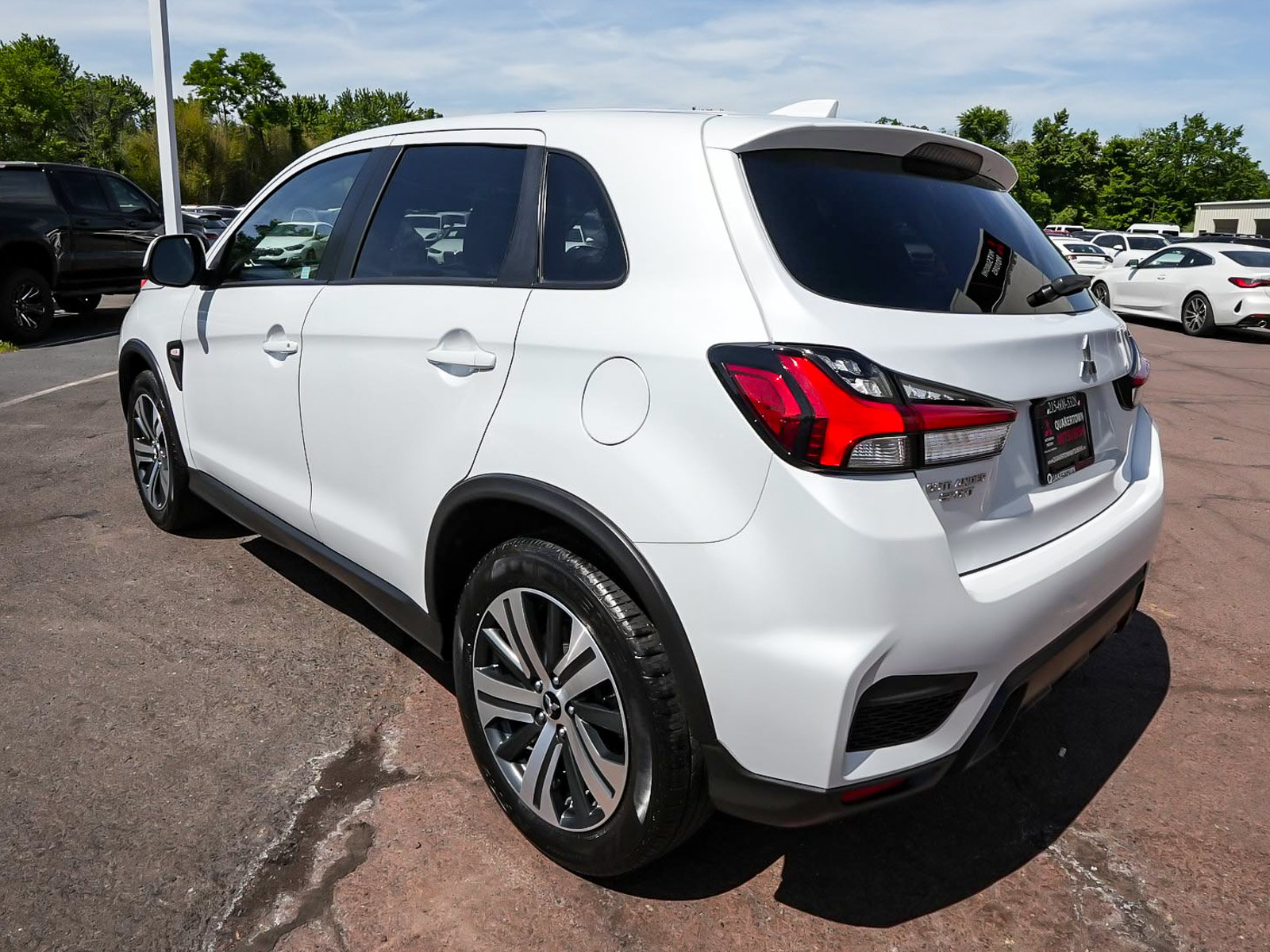 Used 2024 Mitsubishi Outlander Sport ES AWD/4WD image 4
