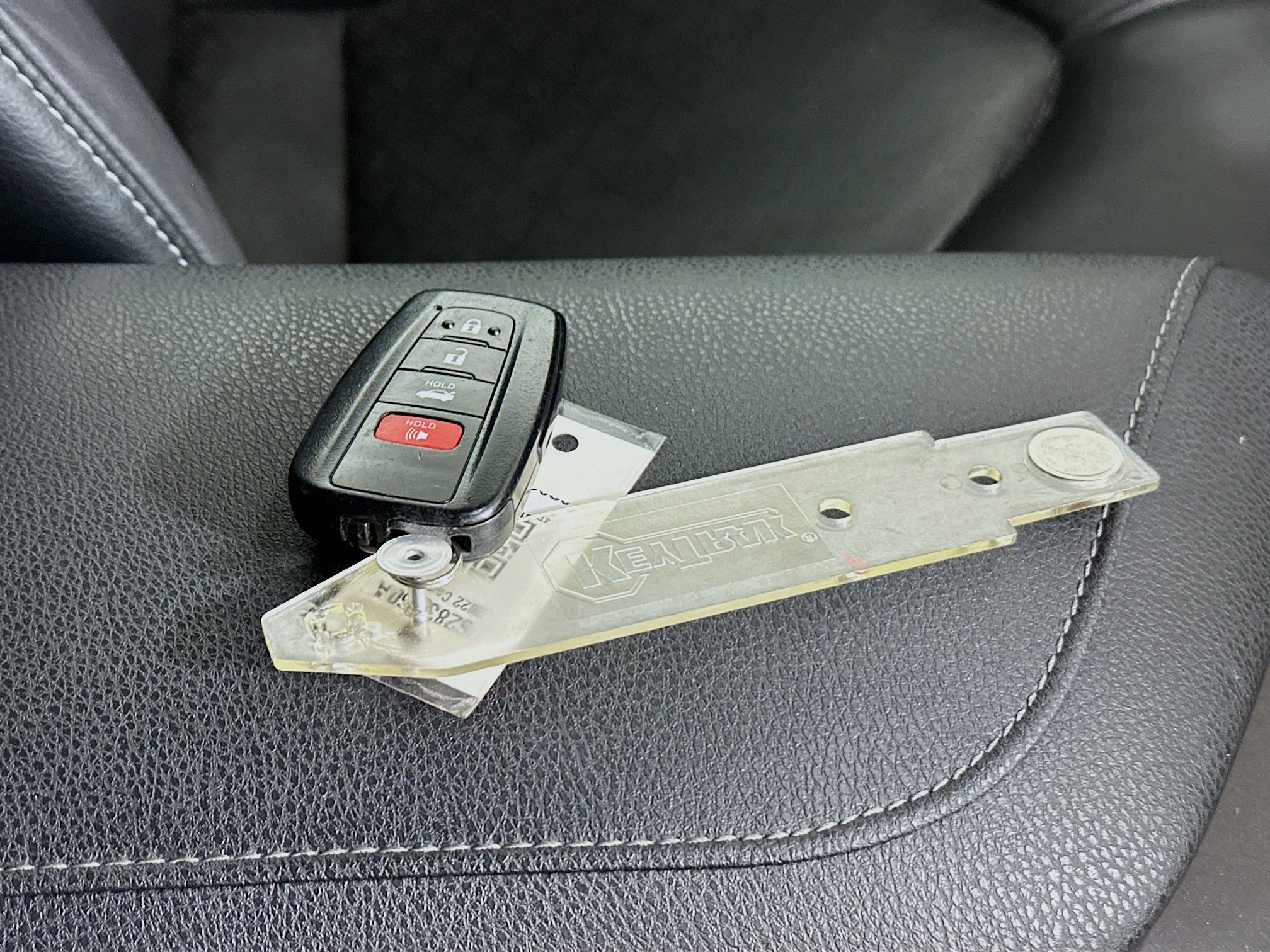 Used 2022 Toyota Camry XSE FWD image 33