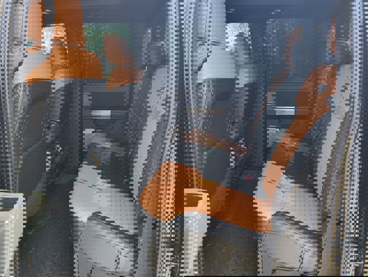 Used 2024 Ford F350 Platinum image 12