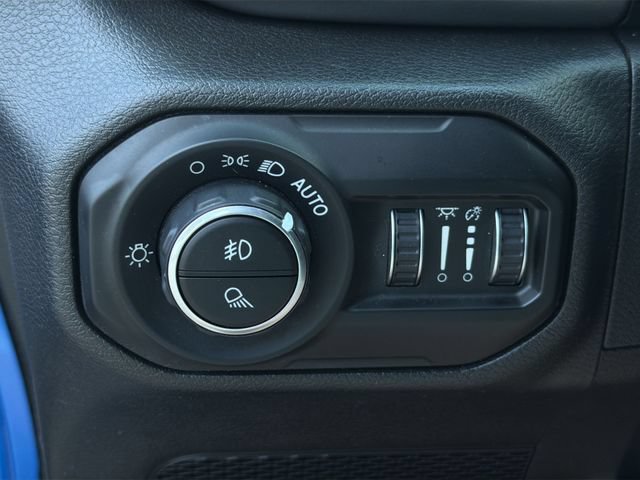 Used 2021 Jeep Gladiator Sport AWD/4WD image 32
