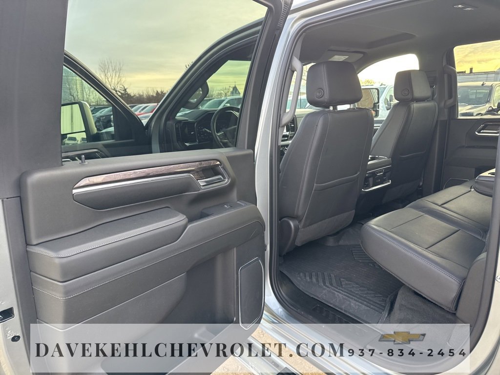 Used 2024 Chevrolet Silverado 3500 LTZ w/ LTZ Plus Package image 19
