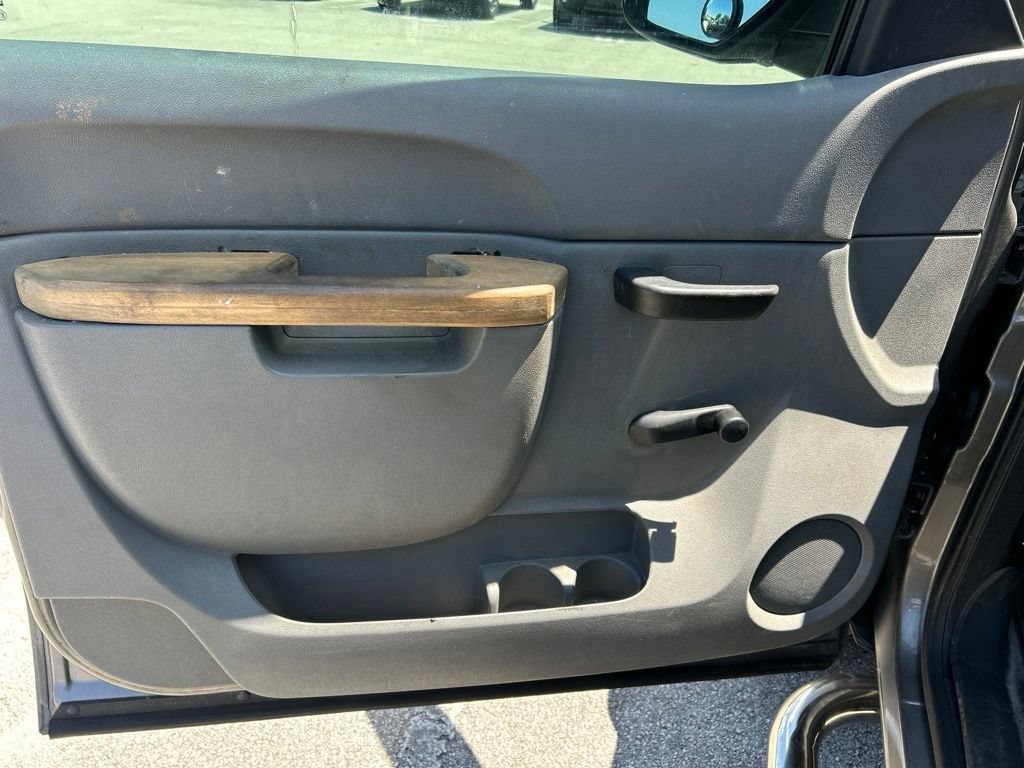 Used 2013 Chevrolet Silverado 1500 W/T RWD image 10