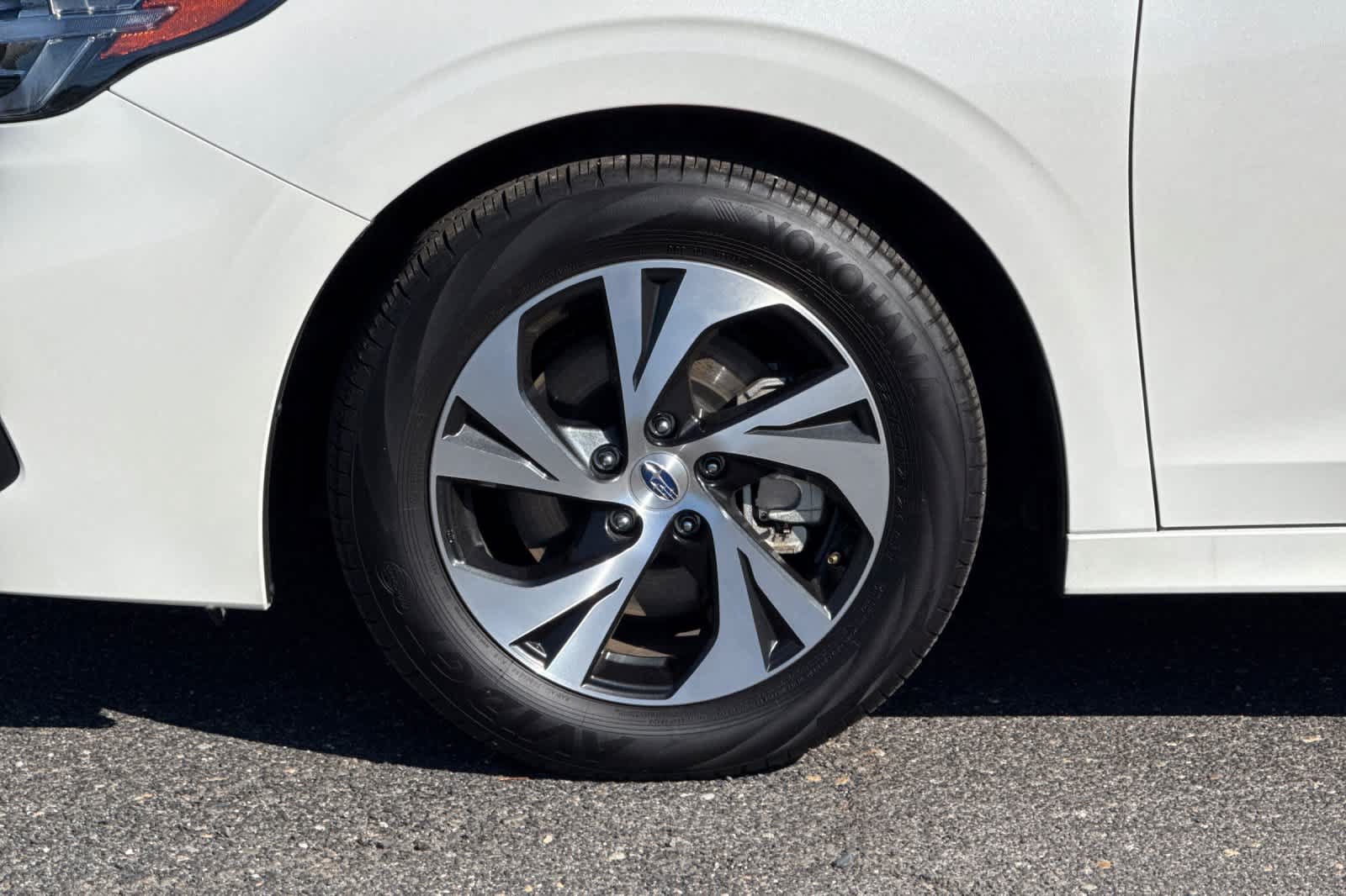 Used 2025 Subaru Legacy Premium AWD/4WD image 29