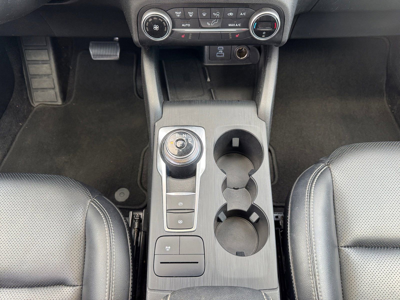 Certified 2020 Ford Escape SE Sport FWD image 11