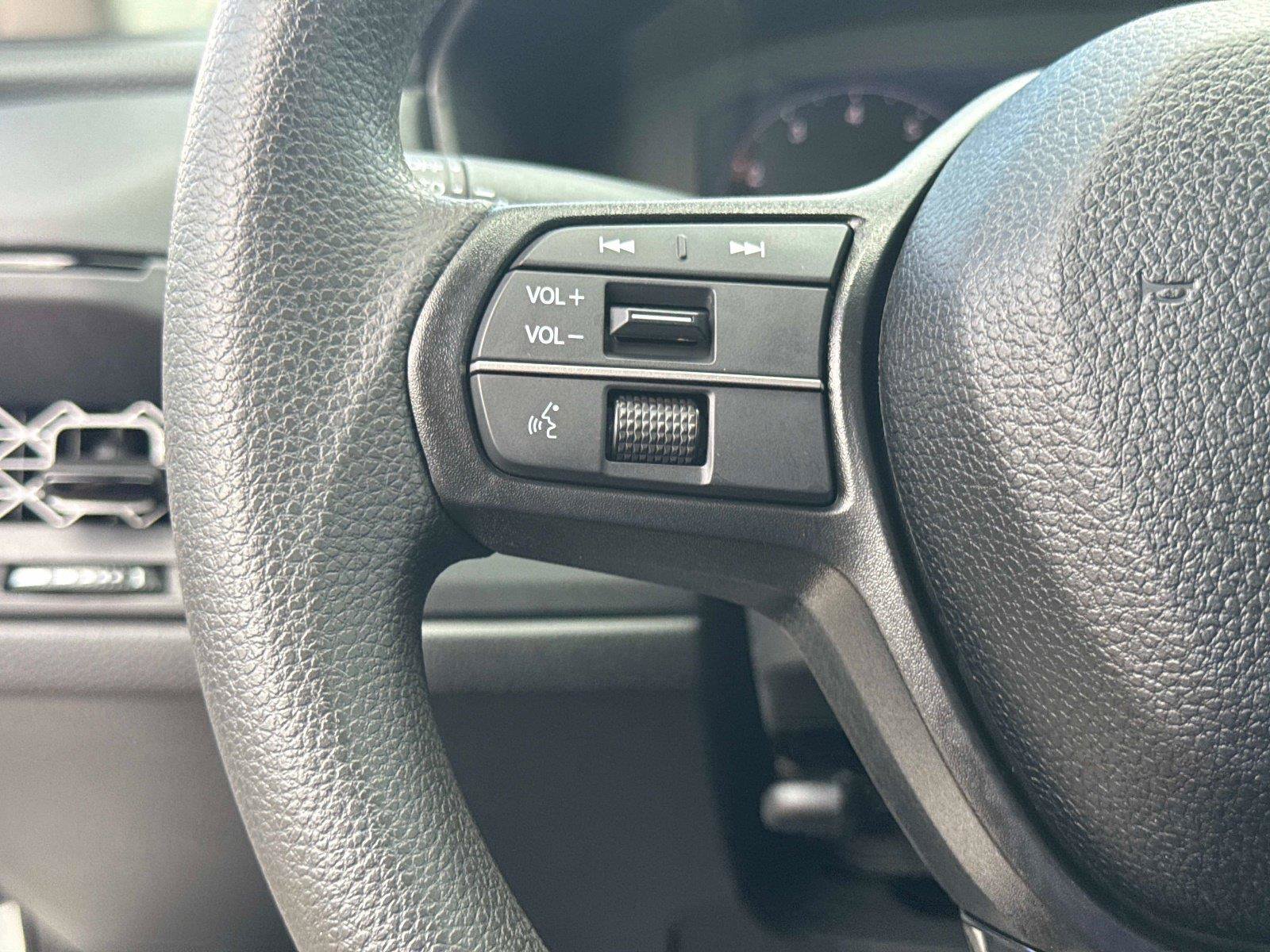 Certified 2025 Honda Accord LX image 29