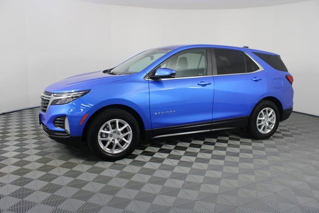 Used 2024 Chevrolet Equinox LT image 2