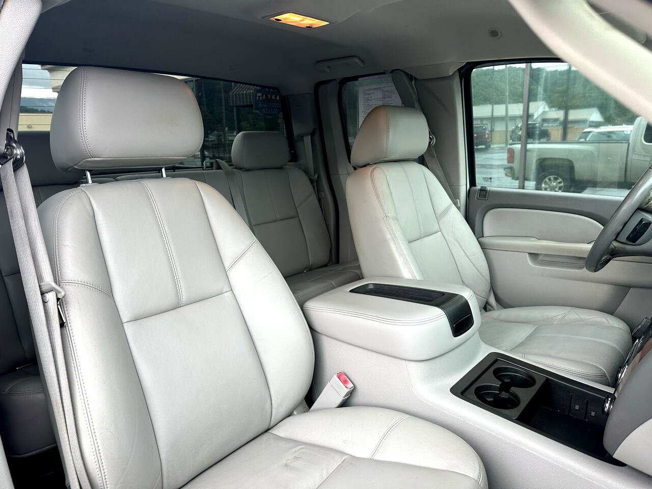 Used 2011 Chevrolet Silverado 3500 LTZ image 10