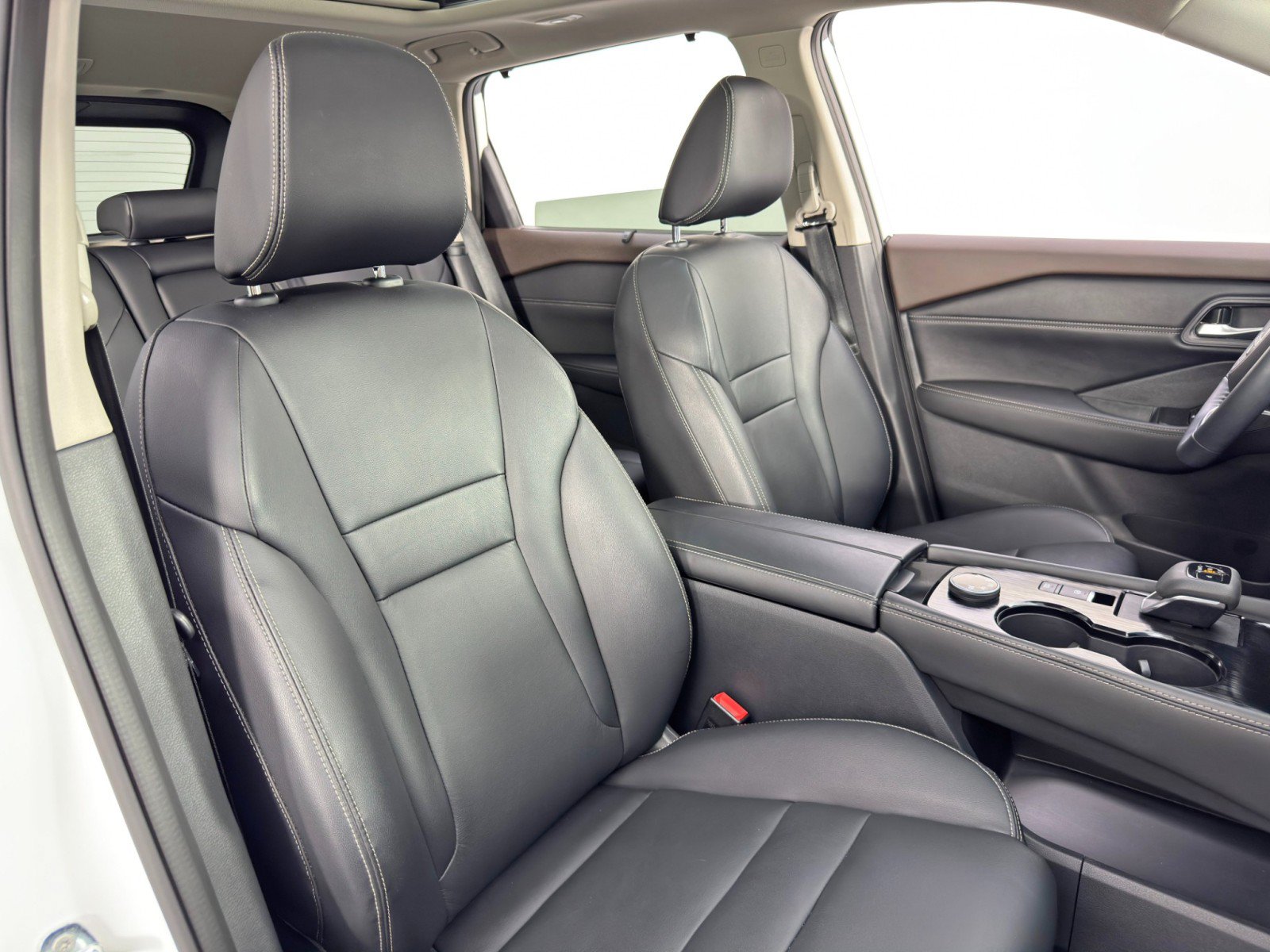 Used 2023 Nissan Rogue SL w/ SL Premium Package AWD/4WD image 35