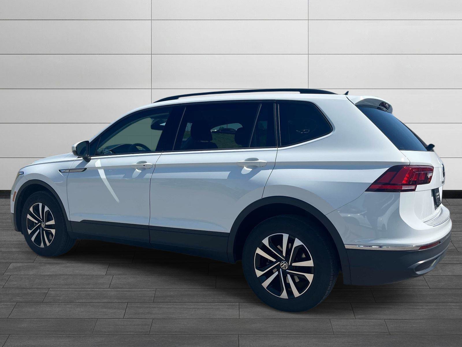 Used 2023 Volkswagen Tiguan S FWD image 5