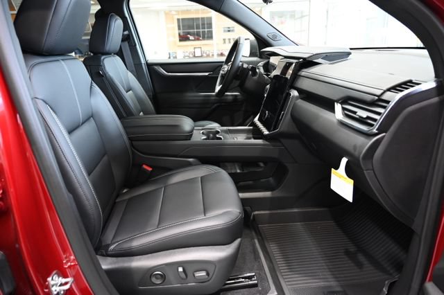 New 2026 GMC Acadia Elevation w/ Black Edition FWD image 11
