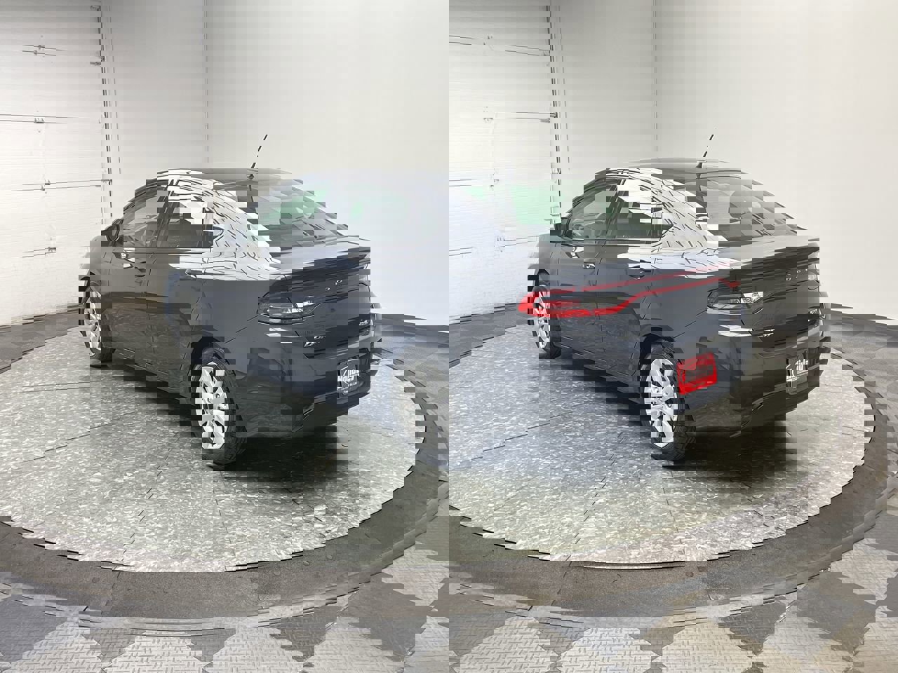 Used 2014 Dodge Dart SXT image 2