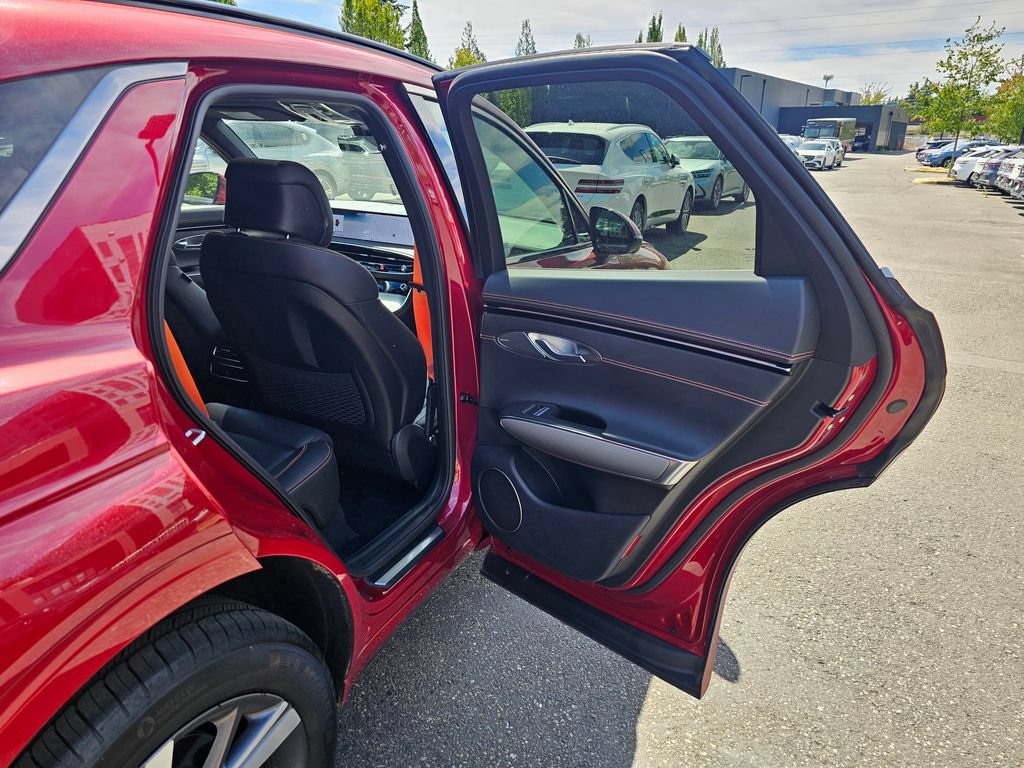 Certified 2026 Genesis GV70 3.5T Sport Advanced AWD/4WD image 26
