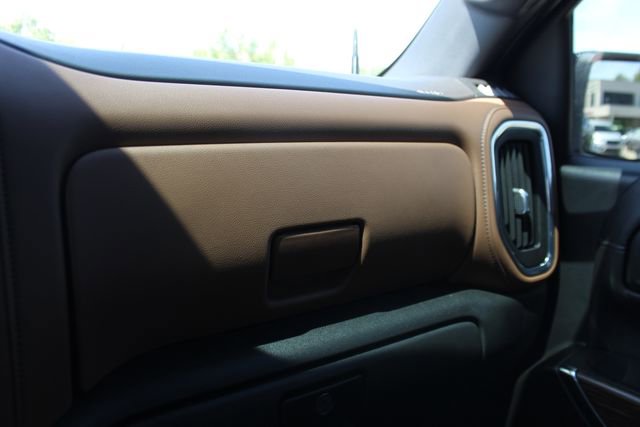 Used 2022 Chevrolet Silverado 1500 High Country w/ Safety Package II AWD/4WD image 28